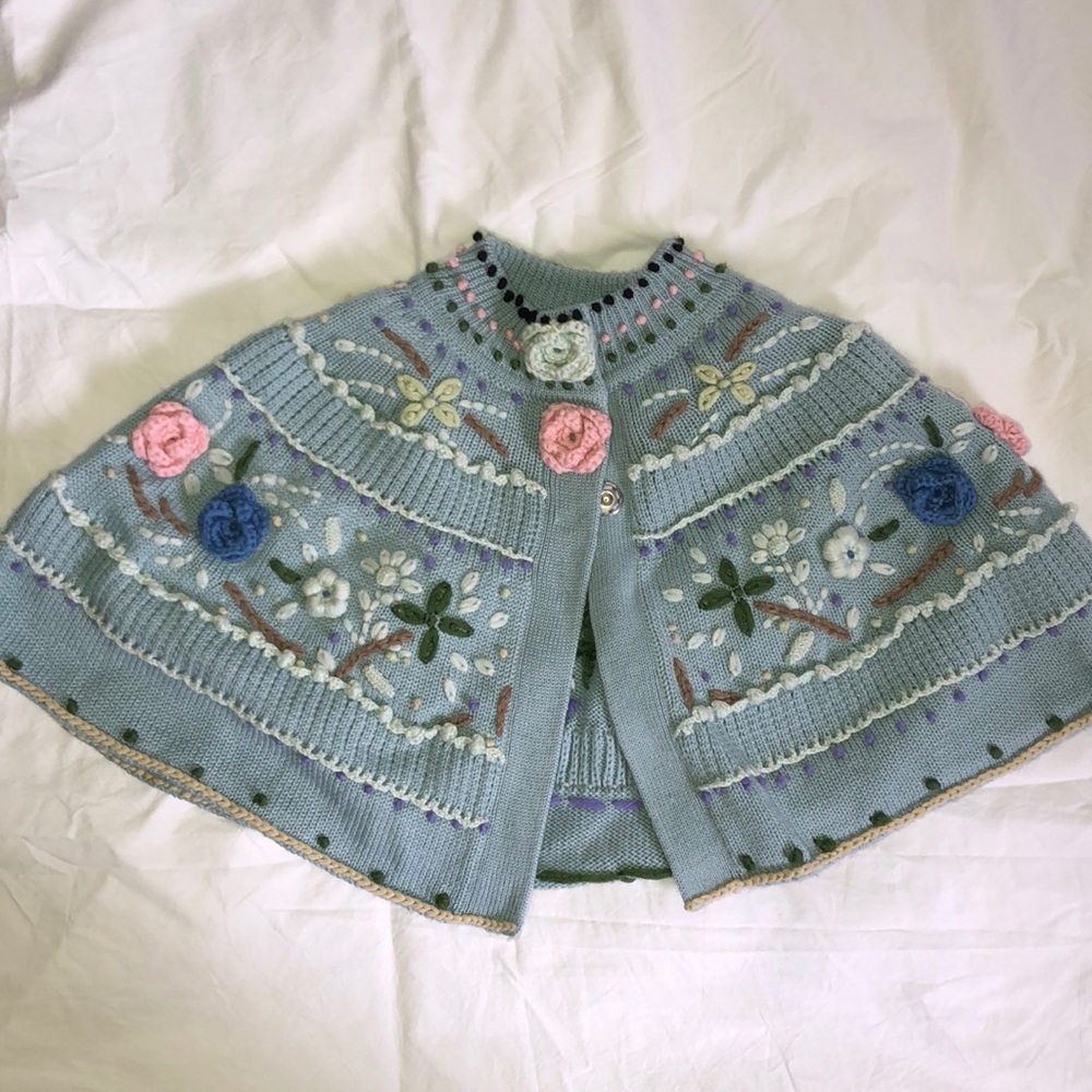 Anthropologie Odille Knitted Capelet